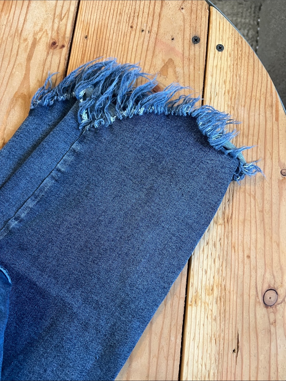Frayed Hem Indigo Denim Jeans - Picture 2 of 7